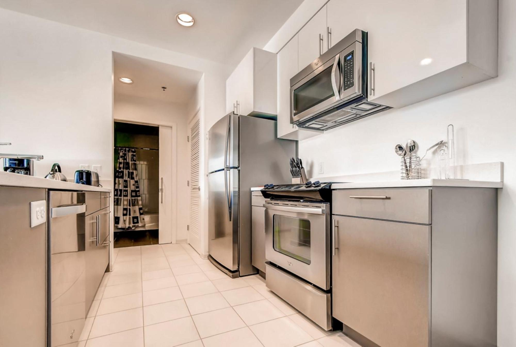 Global Luxury Suites At Kendall East ケンブリッジ エクステリア 写真