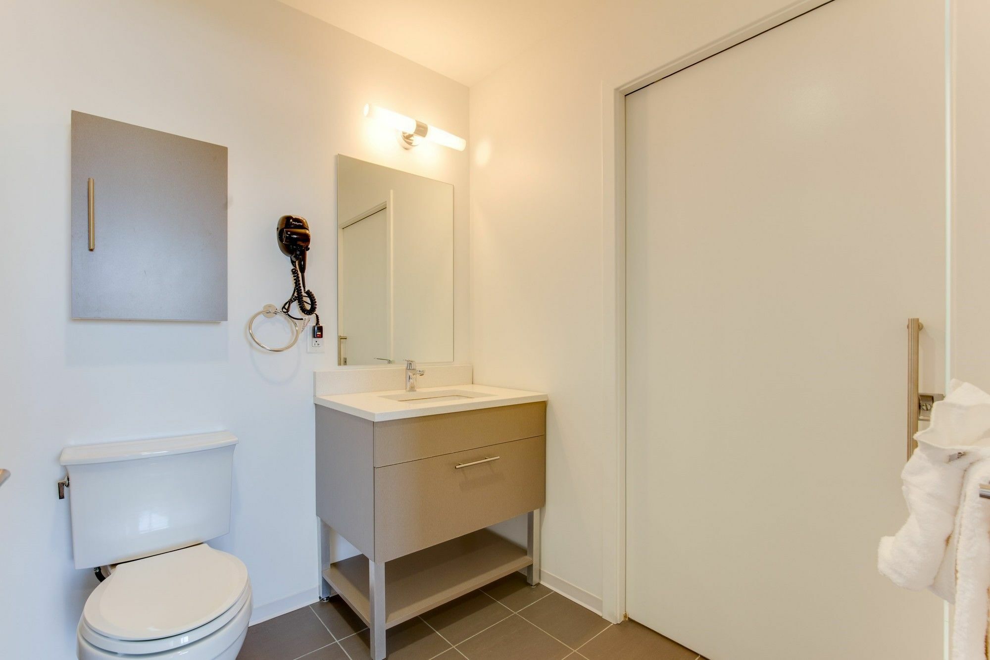 Global Luxury Suites At Kendall East ケンブリッジ エクステリア 写真