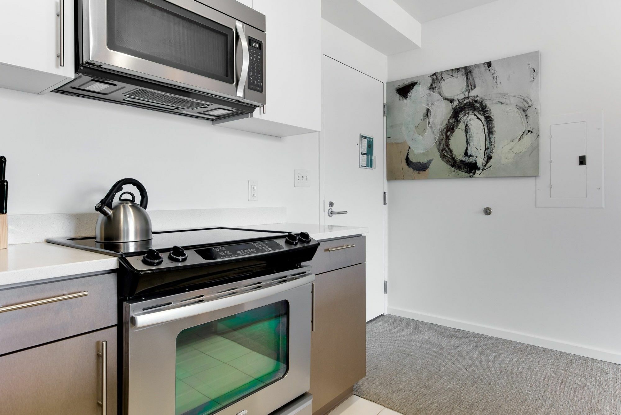 Global Luxury Suites At Kendall East ケンブリッジ エクステリア 写真