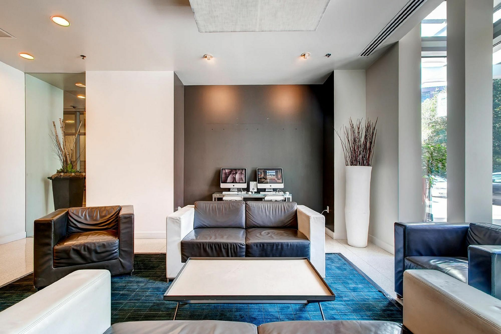 Global Luxury Suites At Kendall East ケンブリッジ エクステリア 写真